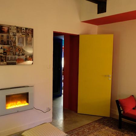 La Maison Jaune A La Janaie Parigné Exterior foto