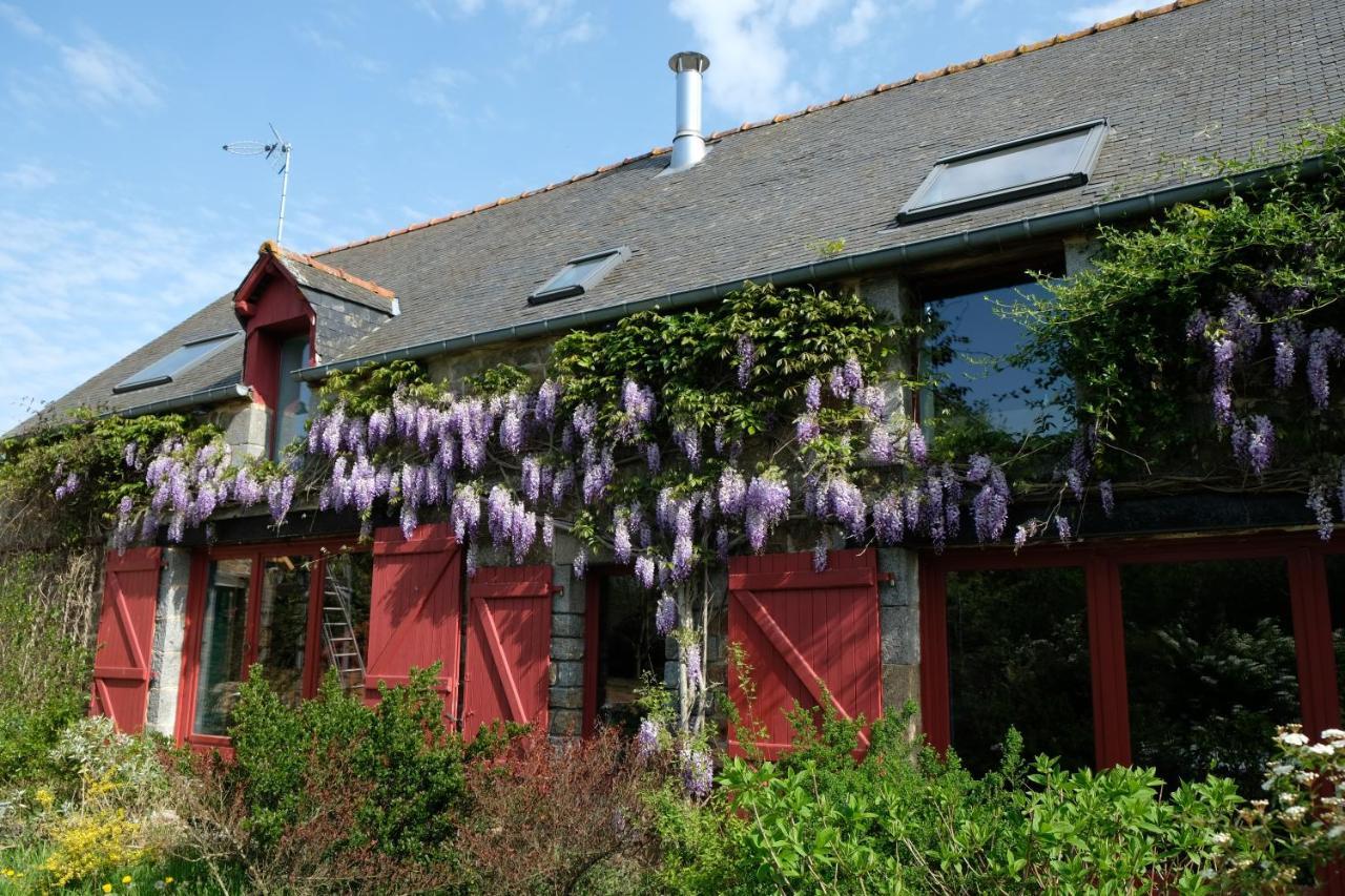 La Maison Jaune A La Janaie Parigné Exterior foto