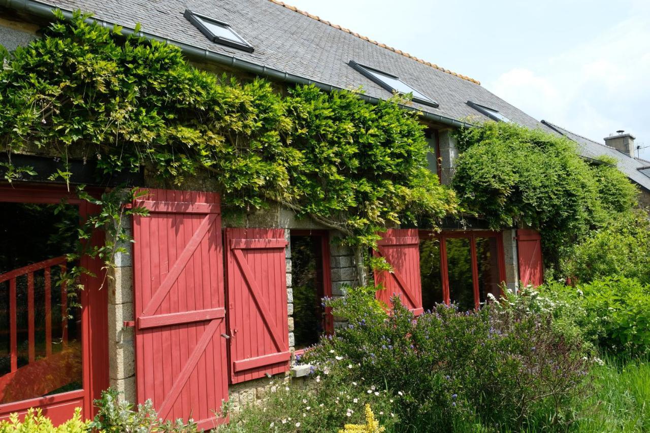 Hotel La Maison Jaune A La Janaie Parigné Exterior foto