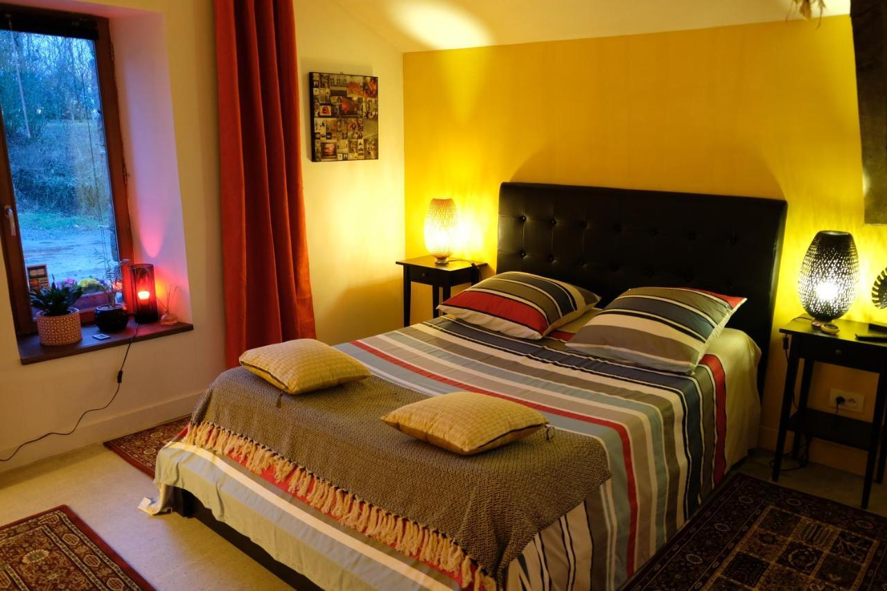 La Maison Jaune A La Janaie Parigné Zimmer foto